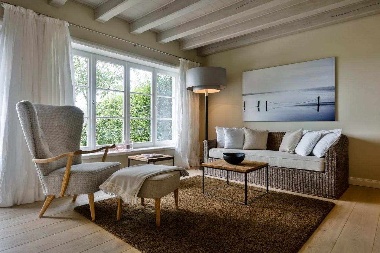 Kontorhaus Hotel *